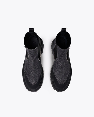 CHELSEA BLACK ANKLE BOOTS