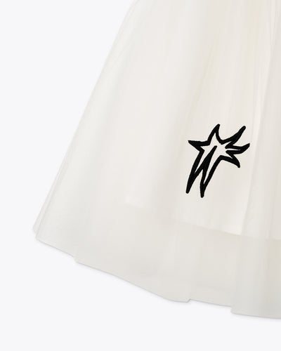 白色薄纱短裙